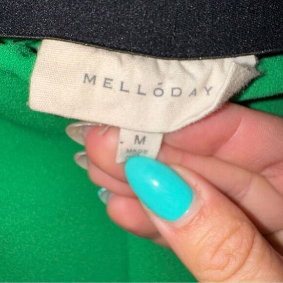 MELLODAY Green Wide-Leg Pants - Size M - Picture 7 of 12